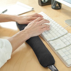 Wrist Cushion for Keyboard by IMAK  Black