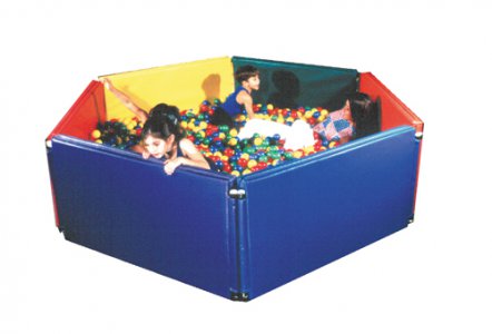 Panel Sided Ball Pit  4' x 4' w/1000 Large Balls