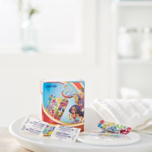 Adhesive Strip American   White Cross Stat Strip   3/4 X 3 Inch Plastic Rectangle Kid Design (DC Super Hero Girls) Sterile