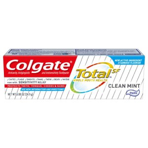 Toothpaste Colgate   Total Clean Mint Flavor 0.88 oz. Tube