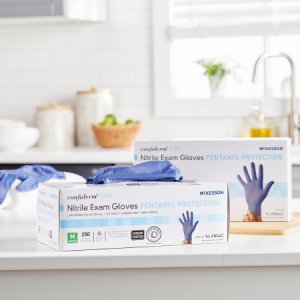 Exam Glove McKesson Confiderm   LDC Medium NonSterile Nitrile Standard Cuff Length Textured Blue Chemo Tested / Fentanyl Tested