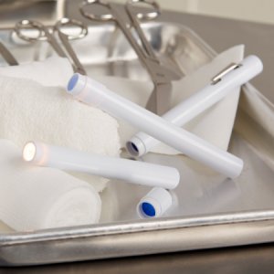 Penlight McKesson White Light with Cobalt Filters 4-1/2 Inch Disposable