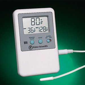Digital Thermometer with Alarm Fisherbrand    Traceable   Fahrenheit / Celsius -58   to +158  F (-50   to +70  C) Short External Sensor Multiple Mounting Options Battery Operated