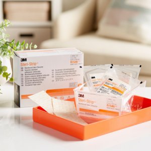 Skin Closure Strip Steri-Strip    1/4 X 4 Inch Nonwoven Material Reinforced Strip White