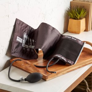 Blood Pressure Cuff and Bulb McKesson LUMEON    Adult Thigh X-Large Cuff 40 - 66 cm Nylon Cuff