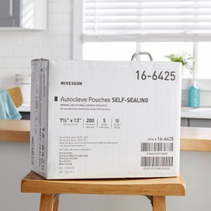 Sterilization Pouch McKesson Ethylene Oxide (EO) Gas / Steam 7-1/2 X 13 Inch Transparent Blue / White Self Seal Paper / Film